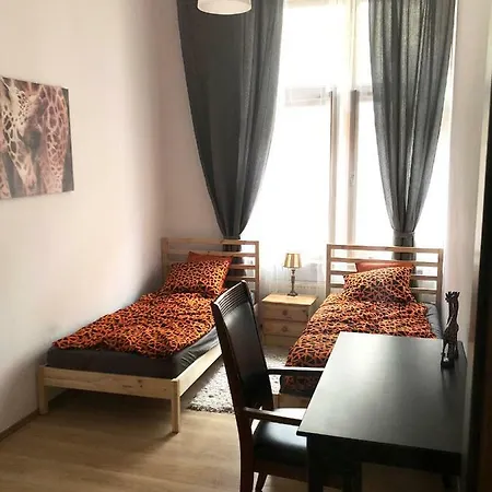 Glamour Florianska 32 דירה *